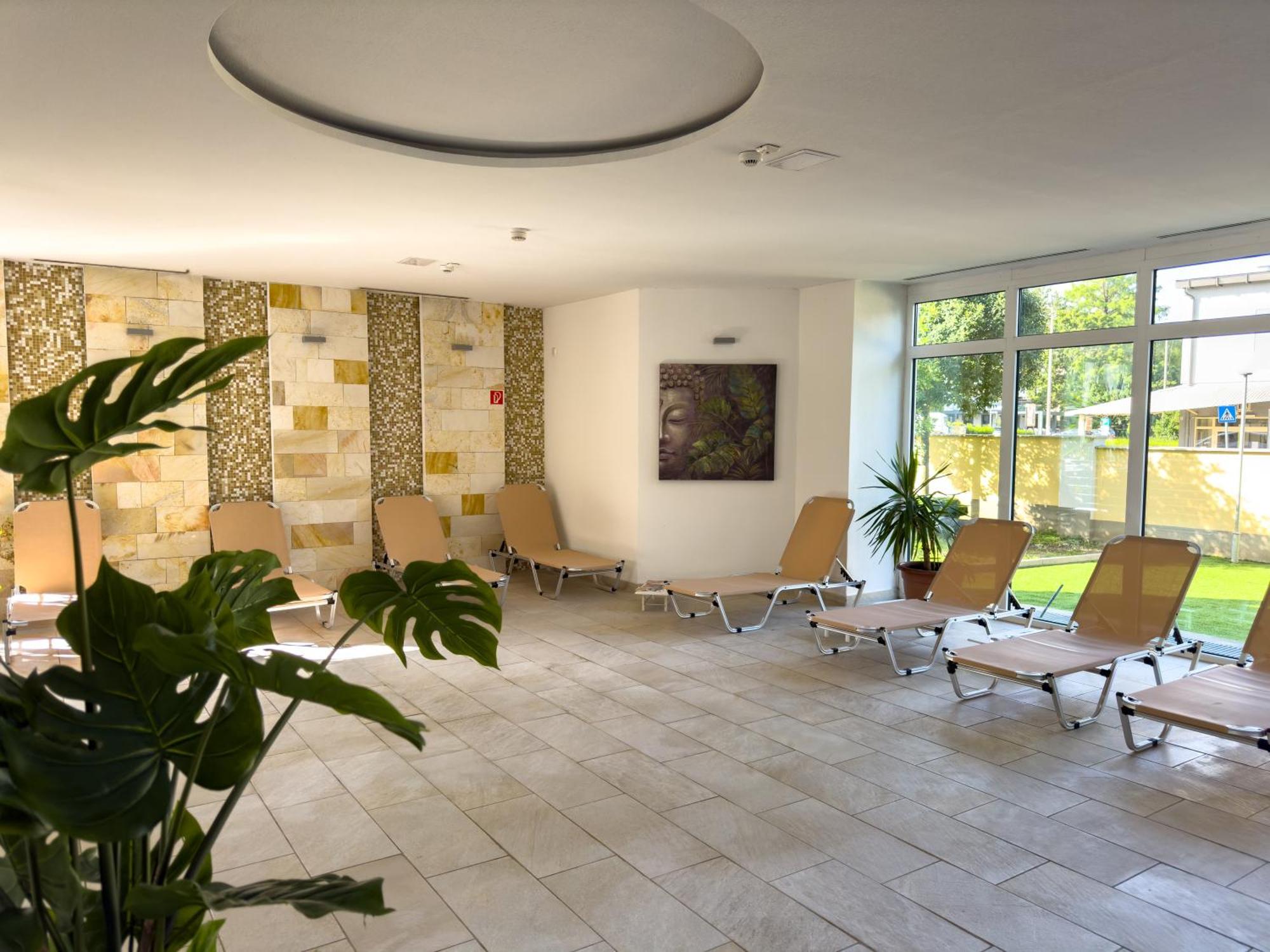 Hotel Aurora Miskolc Buitenkant foto